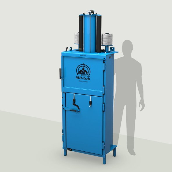 Mil-tek Ballenpresse 2205 in Blau auf grünem Hintergrund